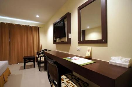 Sunset Resort Khao Lak - 41