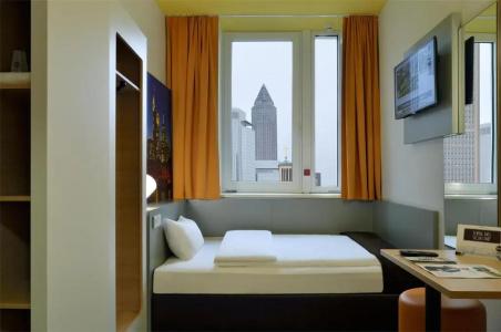 B&B Frankfurt Hauptbahnhof - 29