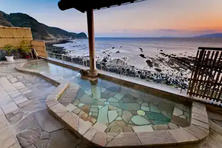 Wakayama Kada Onsen Kada Kaigetsu (ex. Azumaya Seaside) - 11