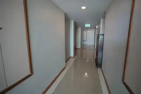 Baan Tanwa - MRT Ratchadapisek - 11