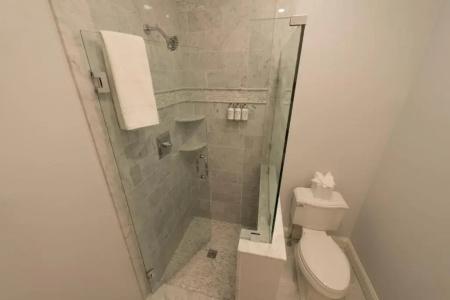 Serenity Inn - 140
