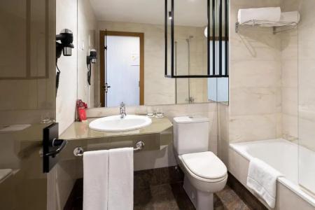Rafaelhoteles Atocha - 56