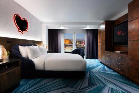 Virgins Las Vegas, Curio Collection by Hilton - 2