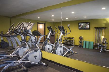 Best Western Ambassador Inn & Suites - 26