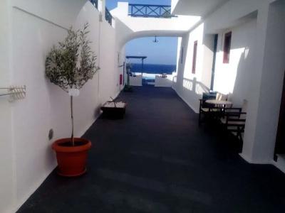 Vrachia Studios & - 17