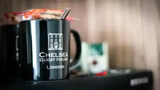 Chelsea Guest House - 64