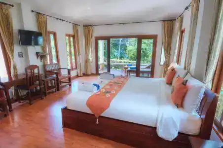 Khanom Hill - 22