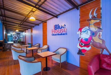 Bluehouse Boutique - 18