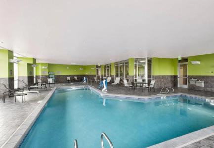 SpringHill Suites by Marriott - 10