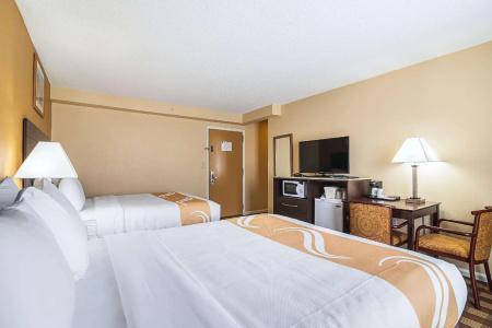 Quality Inn - 47