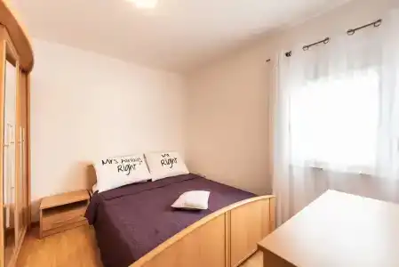 Karen - 2