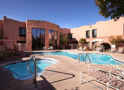 Hampton Inn - 11
