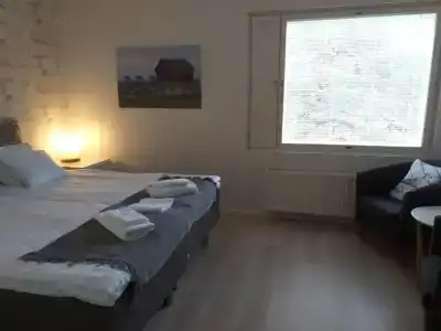 Meri-Karina - 32