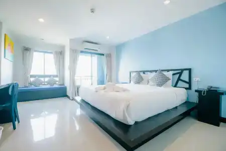 Sleep Whale - 20