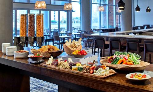 Embassy Suites by Hilton Nashville - 13