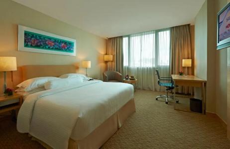 Royale Chulan The Curve - 42
