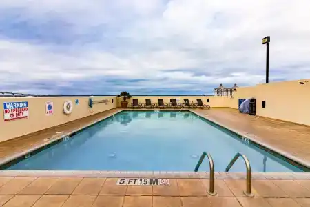 Hampton Inn Savannah Historic District - 15