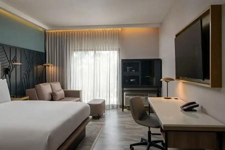 Courtyard by Marriott - 38