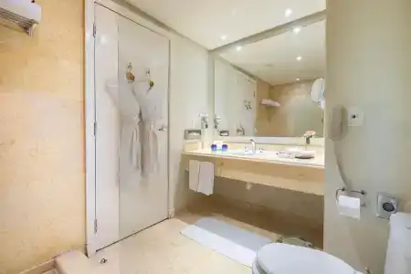 Grand Rotana Resort & Spa - 12