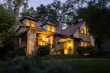 Stonehurst Place Bed & Breakfast - 69