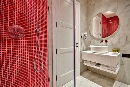 Holm Boutique & Spa - Ik Collection - 240