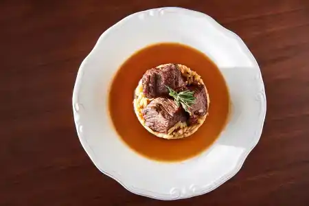 Legacy Gastro Suites - 12