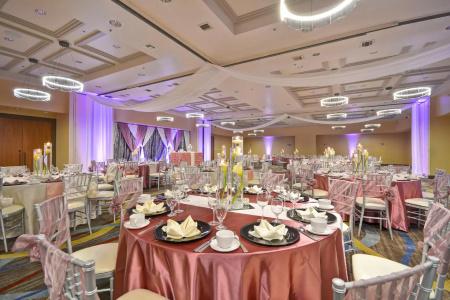 DoubleTree by Hilton Phoenix North - 29