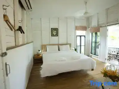 Sunshine Inn Resort - 39