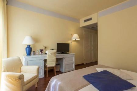 Mercure Tirrenia Green Park - 40
