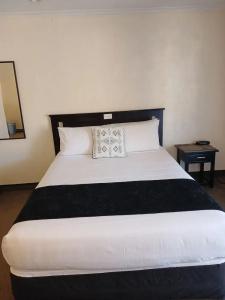 Palm City Motor Inn - 107