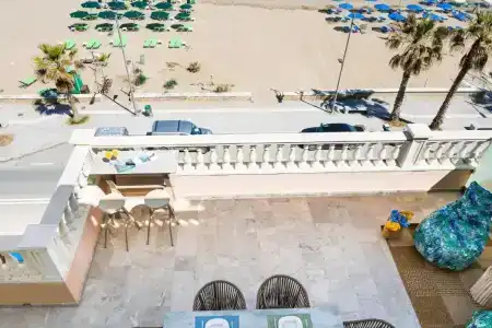 Birais Beach Studios - 111