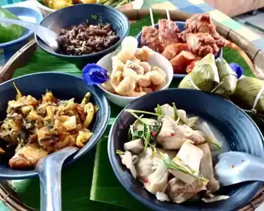 Bann Tawan Hostel & Spa - 12