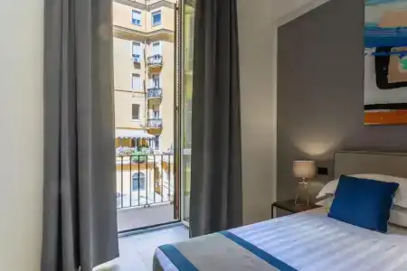 Bespoke Luxury Suites - 23