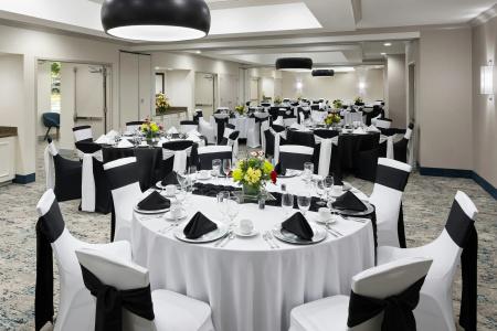 Hilton Garden Inn/Hanes Mall - 38