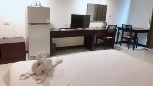 Tycoon Suite - 19