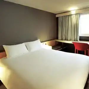 ibis Köln Airport - 28