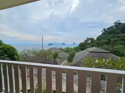 Koh Cliff Beach - 36