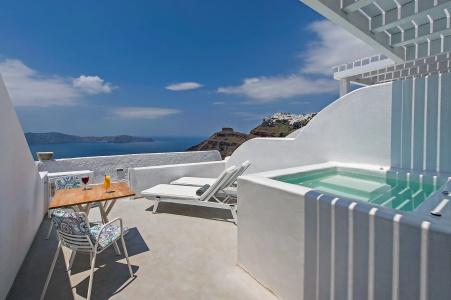 Akra Suites - 9