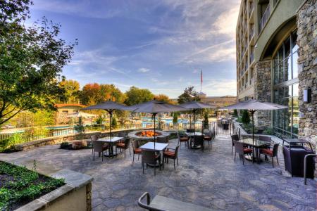 Courtyard by Marriott - 48
