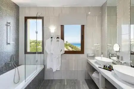 Blue Bay - 6