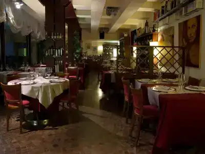 Mercure Ferrara - 25