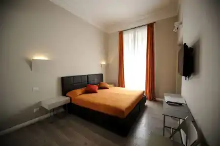 The Roman Empire Guesthouse - 2