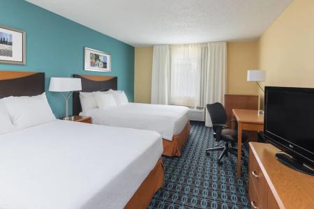 Fairfield Inn & Suites - 15