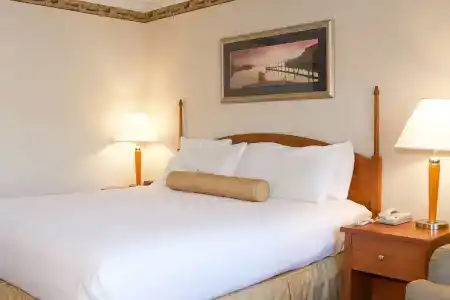 Flagship Inn - 25