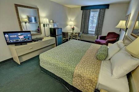 Dillon Inn - 2