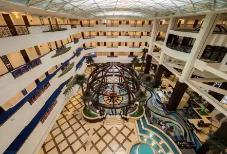 Mövenpick Grand Al Bustan - 27