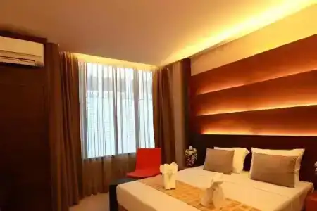 The Bangkok Cha Cha Suite - 40
