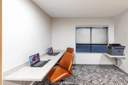 Hawthorn Suites by Wyndham DFW Airport North - 6