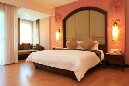 Grand Pacific Sovereign Resort & Spa - 5
