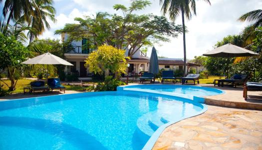 Flame Tree Cottages - 9